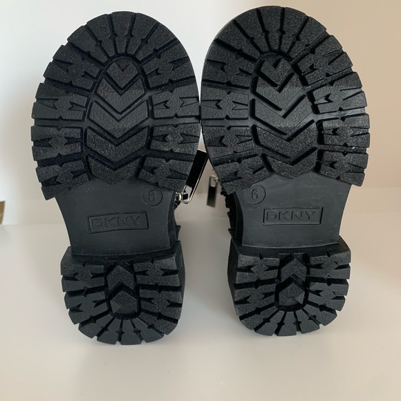 NWT- DKNY GIRL MOTO BOOTS - Picture 5 of 6